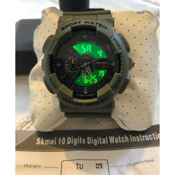 TWO Military Style Watches - Picture 7 of 9